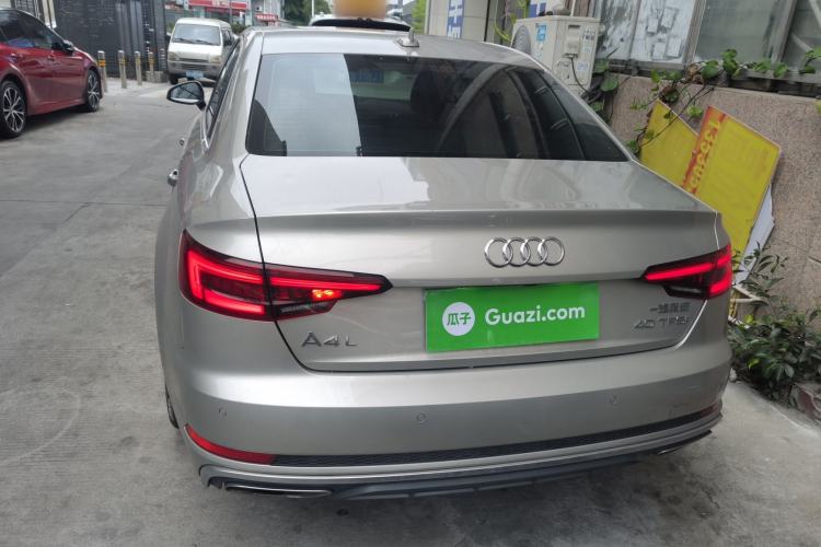 Used Audi A4L 2019 40 TFSI Fashion Edition China VI Emission Standard
