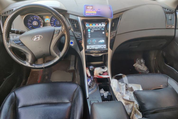 Used Hyundai Sonata 2011 2.0L Automatic Luxury Edition
