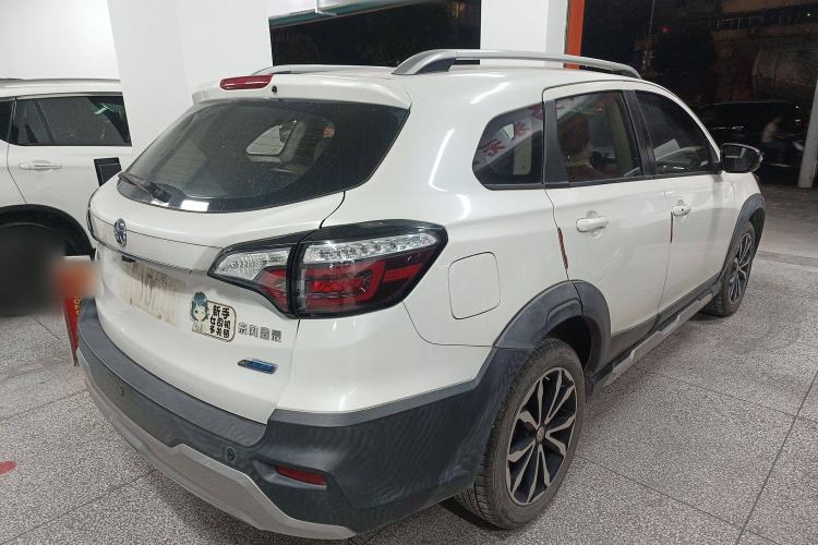 Used Venucia T70 2020 2.0L CVT Jingyue Sport Edition China VI
