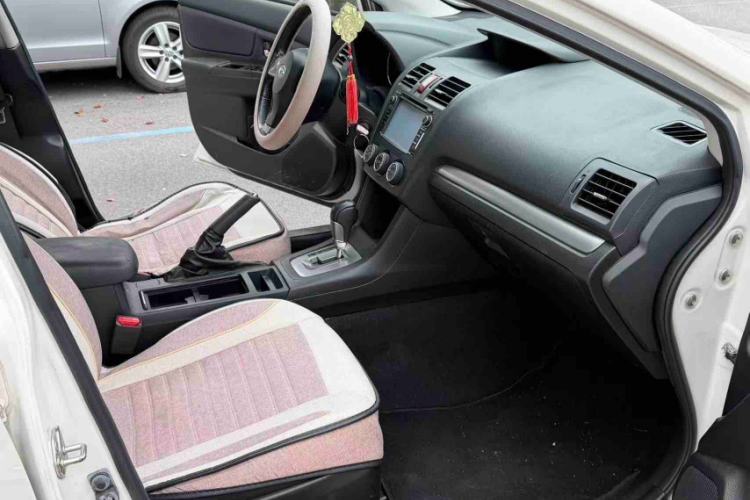 Used Subaru XV 2014 2.0i Comfort Edition Interior 4