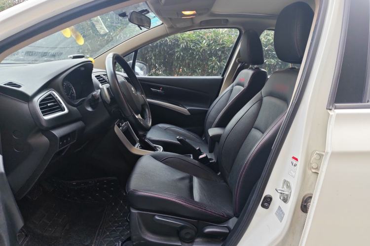 Used Suzuki S-Cross 2014 1.6L CVT Two-Wheel Drive Elite Version