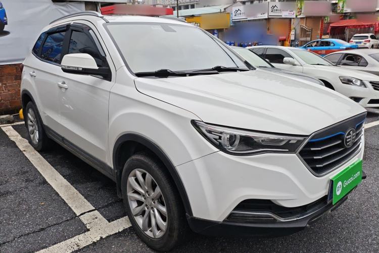 Used Bestune X40 2019 1.6L Manual Luxury Edition China VI Front Right 45 Deg
