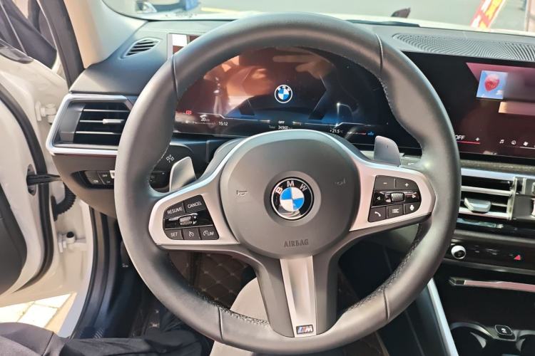 Used BMW 3 Series 2024 325Li M Sport Package Interior 4