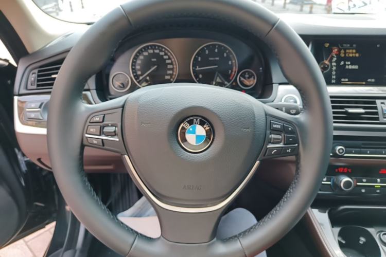 Used BMW 5 Series 2014 525Li Luxury Design Package