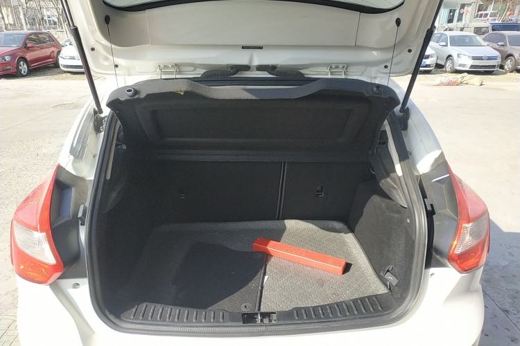 Used Ford Focus 2015 Hatchback 1.6L Manual Fashion Edition