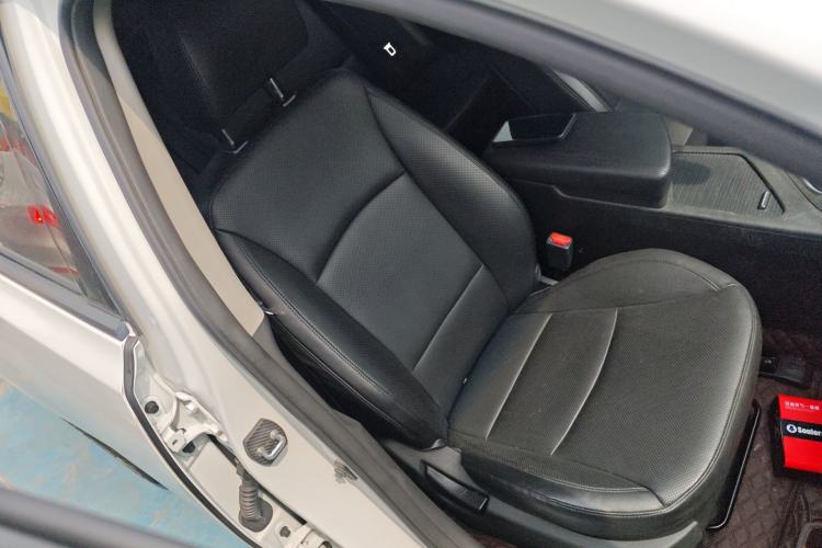 Used Kia K5 2015 2.0L Automatic LUX
