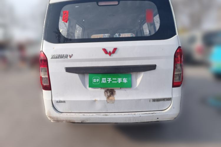 Used Wuling Rongguang V 2015 1.5L Base Version
