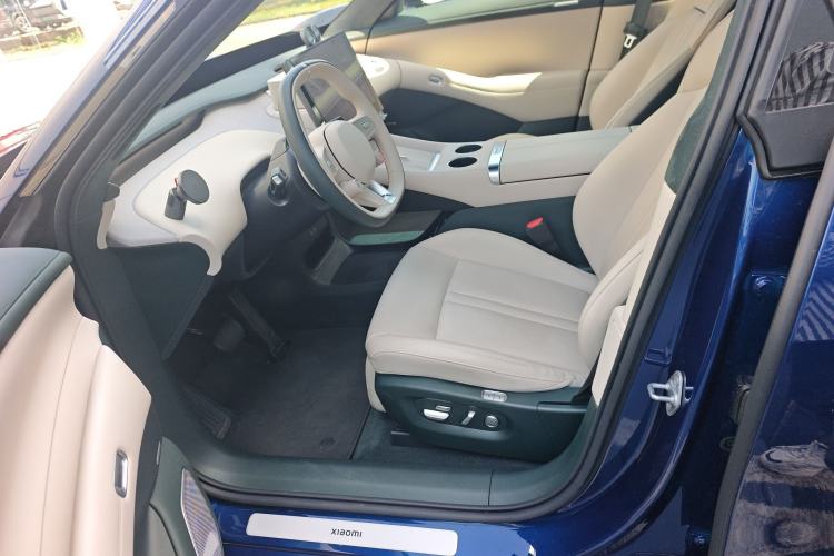 Used Xiaomi Auto YU7 2025 Ultra-Long Range High-Performance All-Wheel-Drive Max Edition
