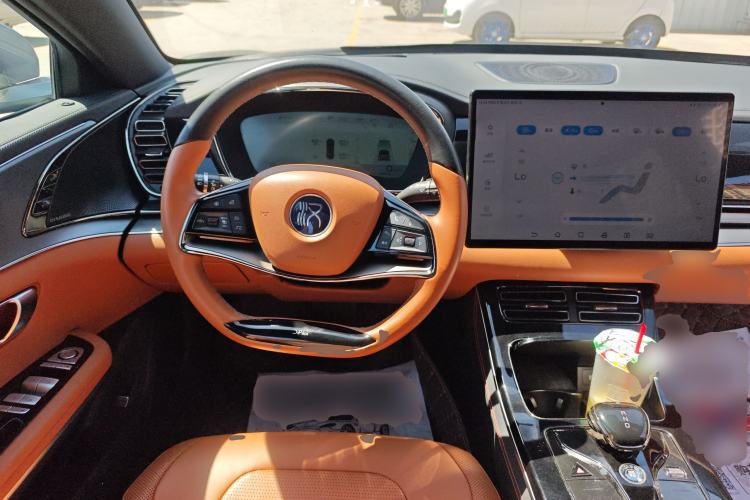 Used BYD Han 2022 EV Genesis Edition 715KM Front-Wheel-Drive Prestige Model Steering Wheel