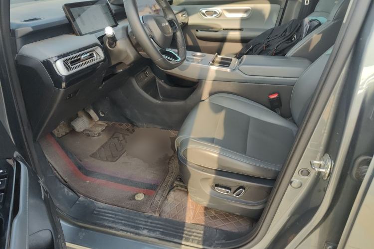 Used AION Y 2023 Plus 610 Smart Edition Ternary Lithium
