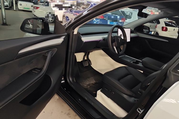Used Tesla Model Y 2023 Rear-Wheel-Drive Version Driver Seat