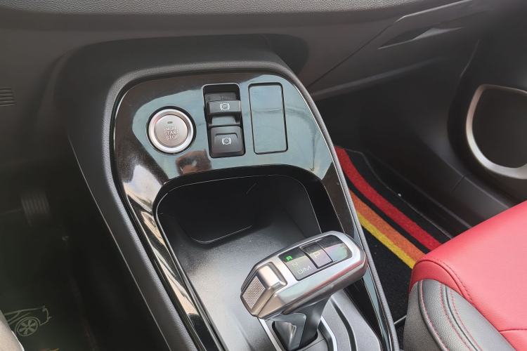 Used Haval H2s 2018 Red-Label 1.5T Dual-Clutch Elite Model