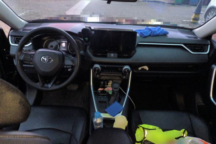 Used Toyota Wildlander 2023 2.0L CVT Two-Wheel Drive Leading Edition
