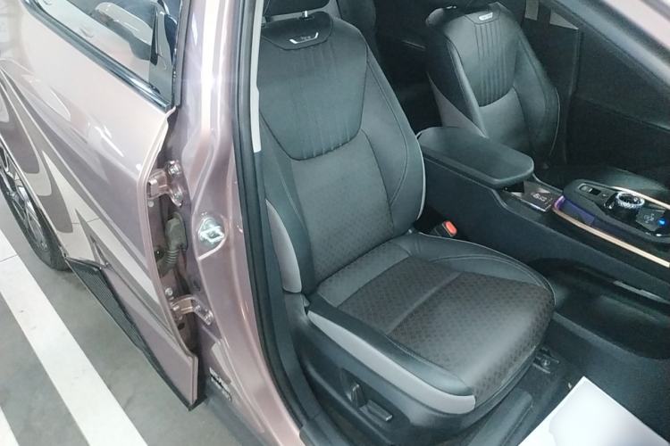 Used Toyota bZ3 2023 616 km Long-Range Premium
