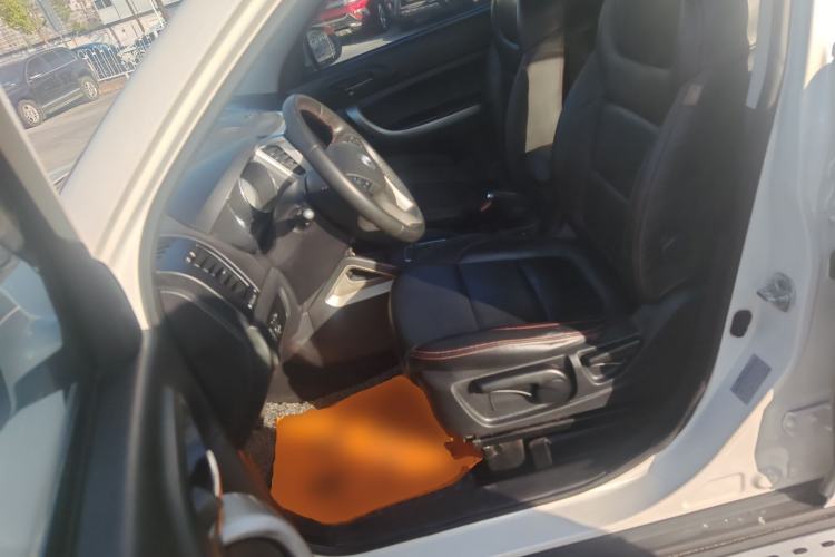 Used CHANGAN CS35 2012 1.6L Automatic Luxury Version China IV Standard
