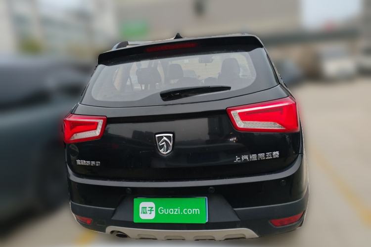 Used Baojun 560 2015 1.8L manual luxury version