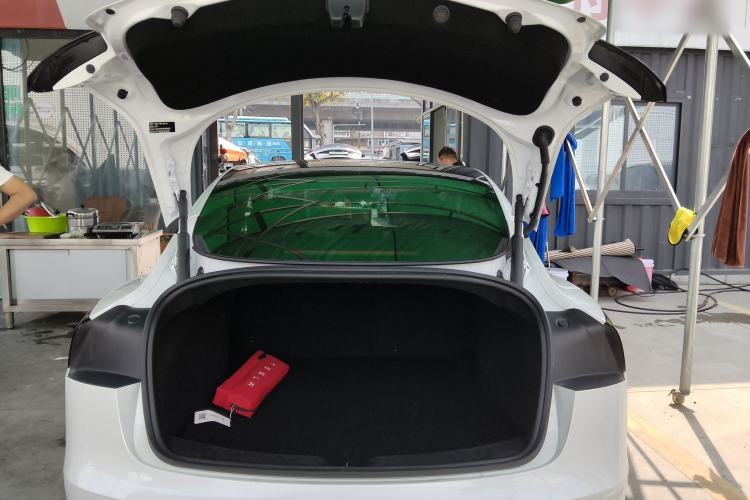 Used Tesla Model 3 2025 Rear-Wheel-Drive Version Trunk