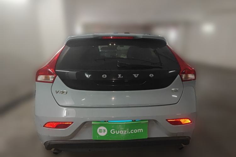 Used Volvo V40 2018 T3 Zhiyi Edition
