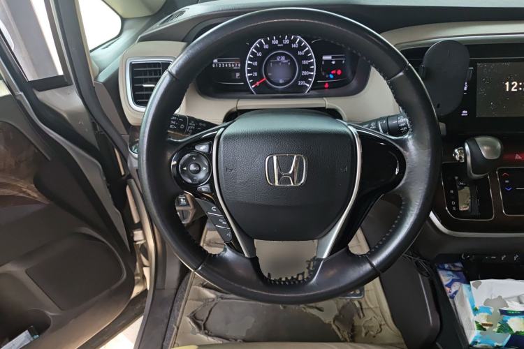Used Honda Odyssey 2015 Revised 2.4L Luxury Edition
