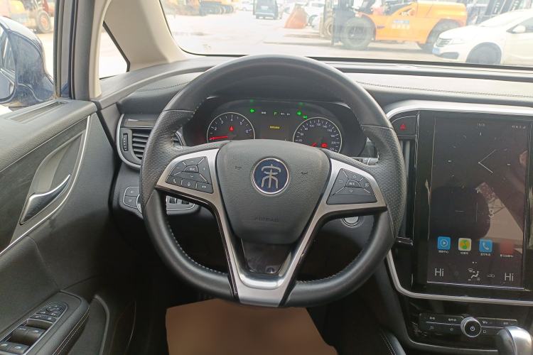 Used BYD Song MAX 2017 1.5T Automatic Smart Connect Luxury 7-Seater
