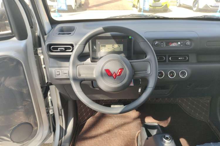 Used Wuling Zhiguang New Energy 2025 Comfort Model