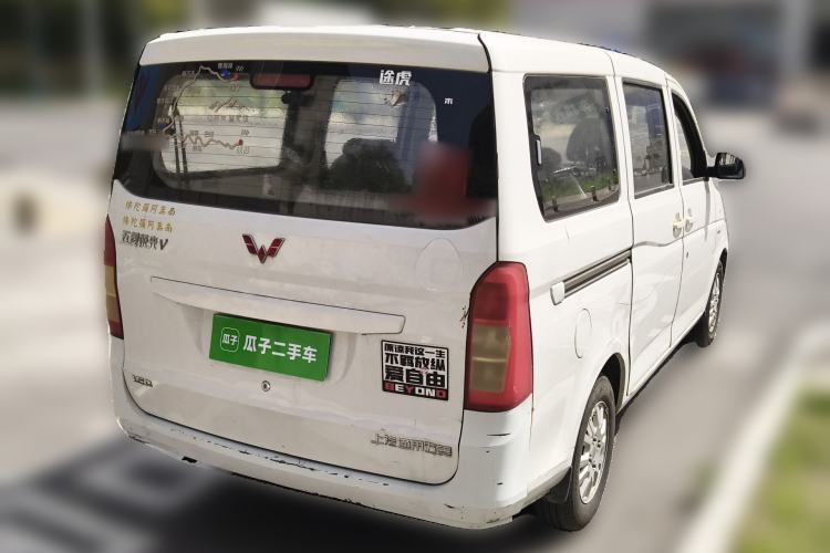 Used Wuling Rongguang V 2016 1.5L Standard Version
