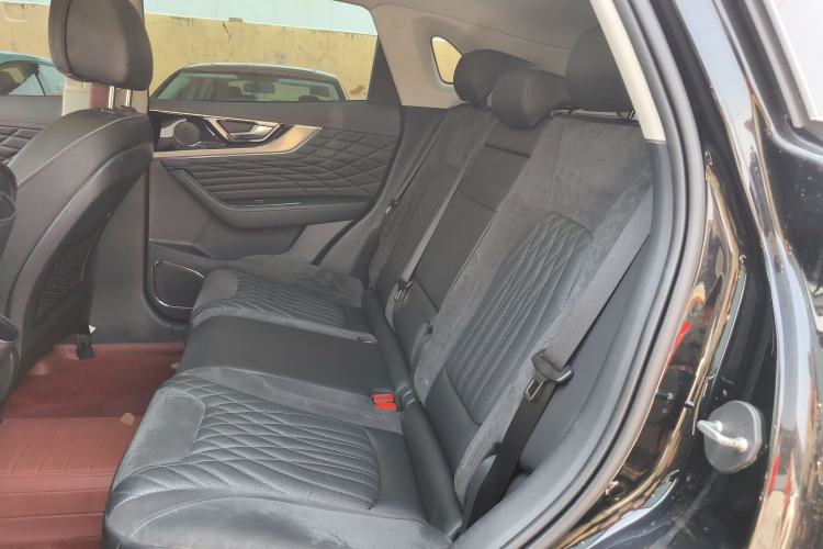 Used Hongqi HS5 2022 Facelifted Version 2.0T Smart Connect Flagship All-Wheel-Drive Edition Left Rear Seat