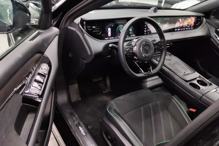 Used VOYAH FREE 2025 318 318 km Rear-Drive Touring Edition Driver Seat