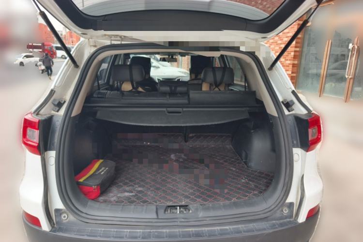 Used CHANGAN CS75 2016 2.0L Manual Luxury Version China V Standard Trunk