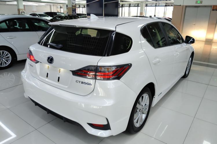 Used Lexus CT 2014 CT200h Comfort Edition Monochrome
