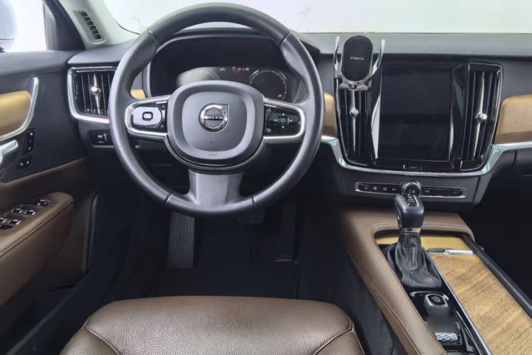 Used Volvo S90 2020 Facelifted T5 Zhiyi Luxury Edition