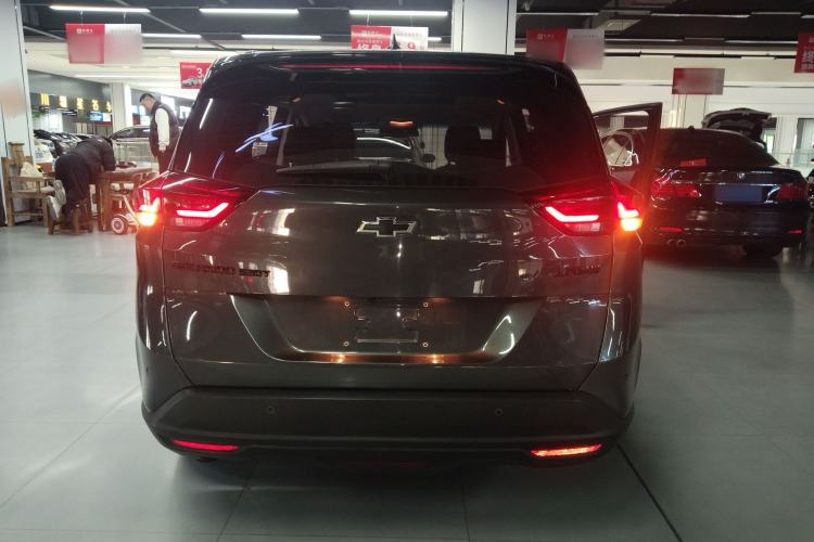 Used Chevrolet Orlando 2019 Redline 530T Automatic Enjoyment Version (5+2 Seating) China VI
