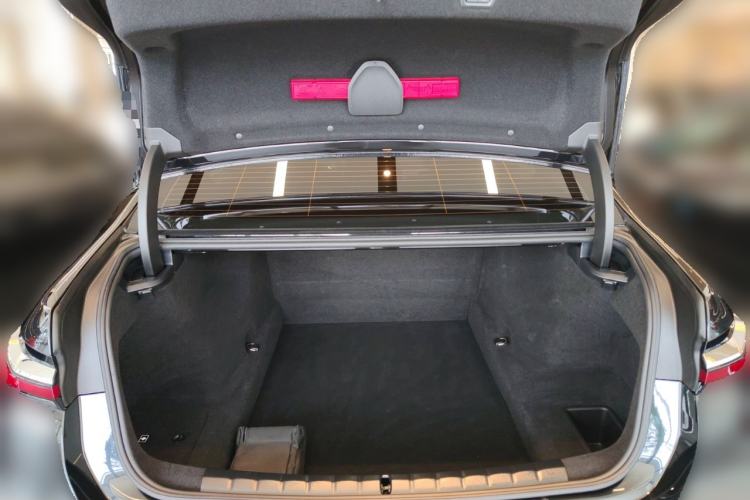 Used BMW 7 Series 2023 735Li M Sport Package Trunk