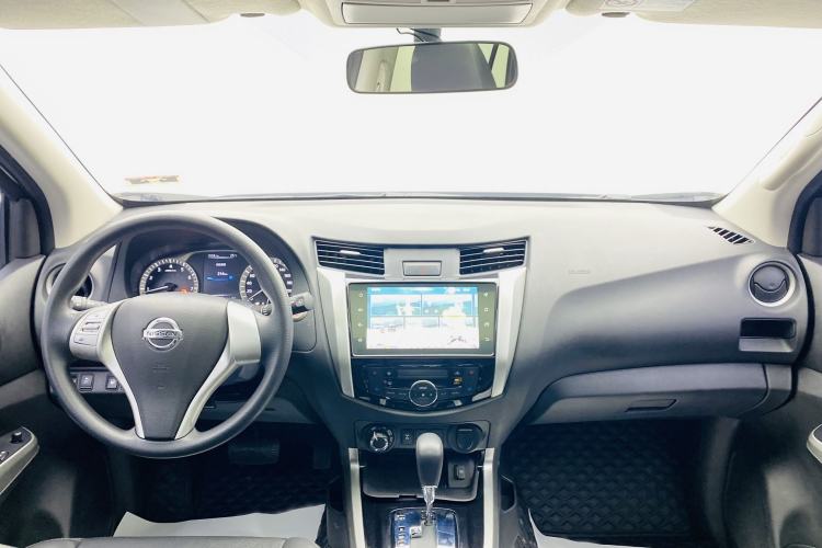 Used Nissan Terra 2020 2.5L XL Upper 4WD Automatic Four-Wheel Drive Luxury Edition Interior 11