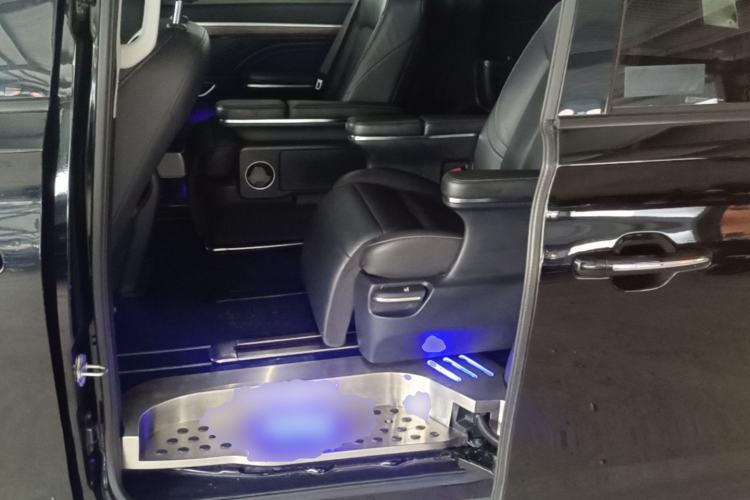 Used GAC Trumpchi M8 2021 Master Series 390T Prestige Edition Left Rear Seat