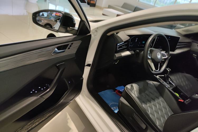 Used Volkswagen Sagitar 2023 280TSI DSG Beyond Lite Edition Driver Seat