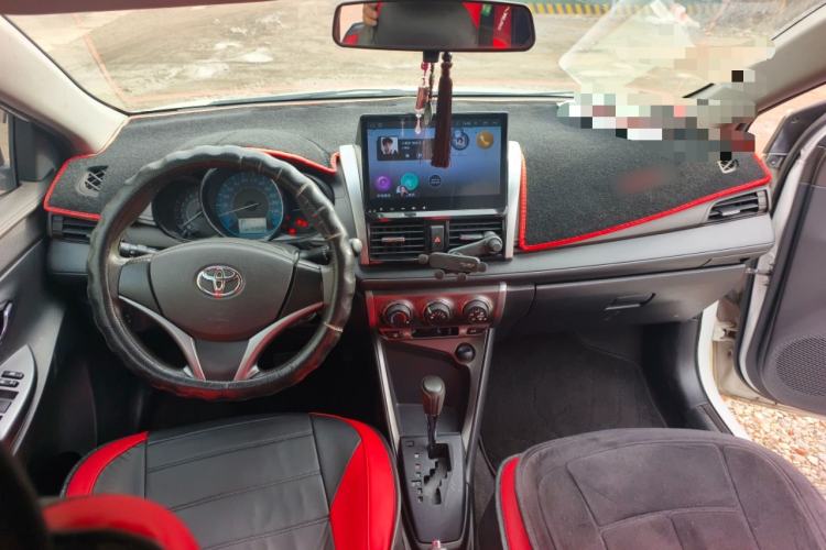 Used Toyota YARiS L Zhi Xuan 2015 1.5E Automatic Charm Edition
