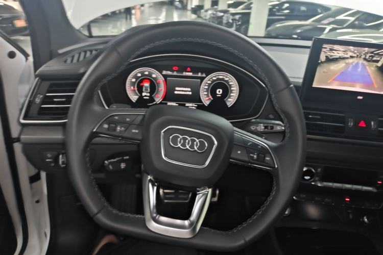Used Audi Q5L 2025 40 TFSI Luxury Dynamic Edition
