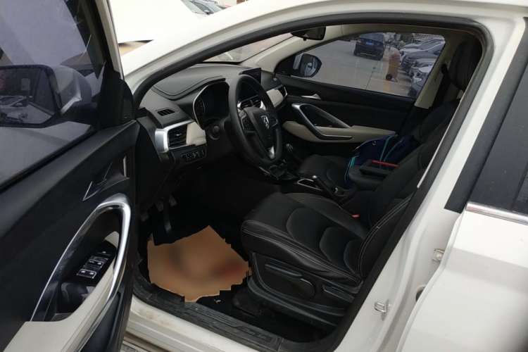 Used Baojun 530 2019 1.5T Manual Luxury 7-seater National V