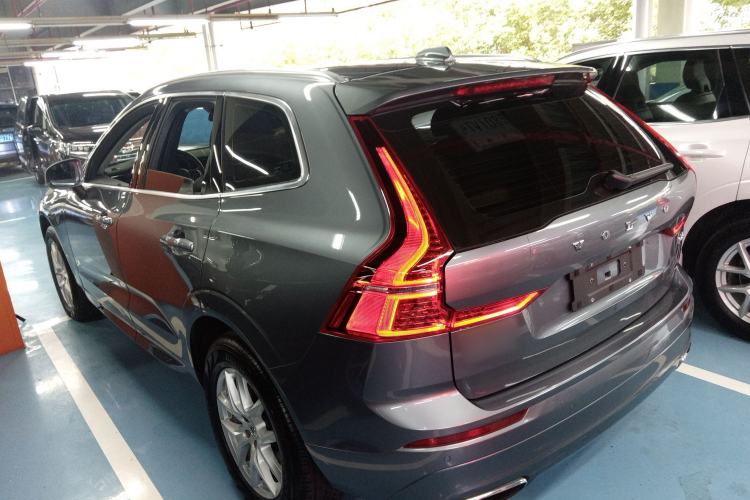 Used Volvo XC60 2019 T5 4x4 Smart Edition China VI Standard