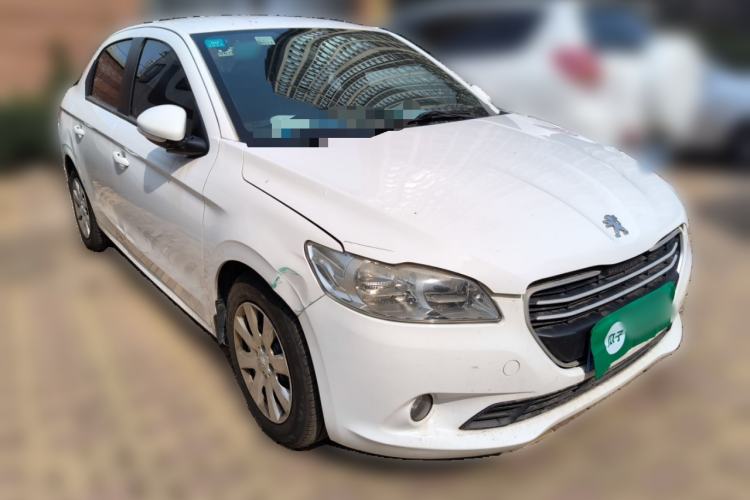 Used Peugeot 301 2014 1.6L Automatic Comfort Edition Front Right 45 Deg