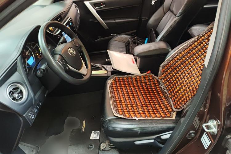 Used Toyota Levin 2017 Revised 185T CVT Elite Edition China V Standard Left Front Seat