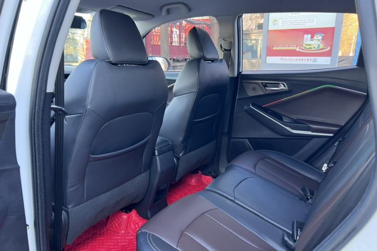 Used CHANGAN CS15 2019 1.5L Manual Entry-Level Version China VI Standard Exterior 6