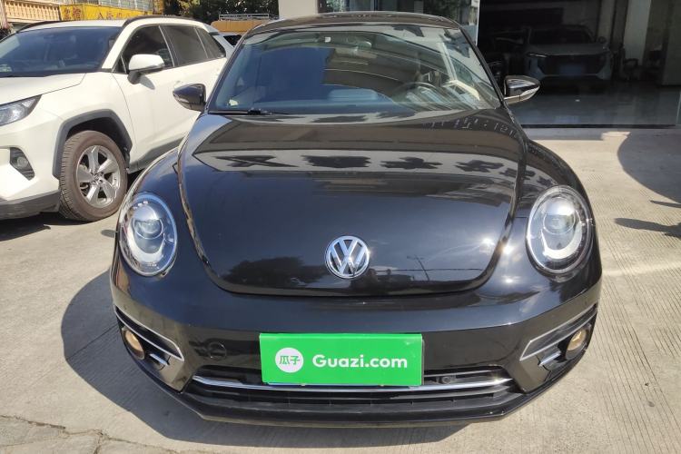 Used Volkswagen Beetle 2018 180TSI Joyful Orange Edition