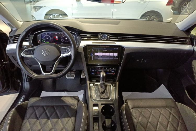 Used Volkswagen Magotan GTE Plug-in Hybrid 2022 GTE Luxury Model