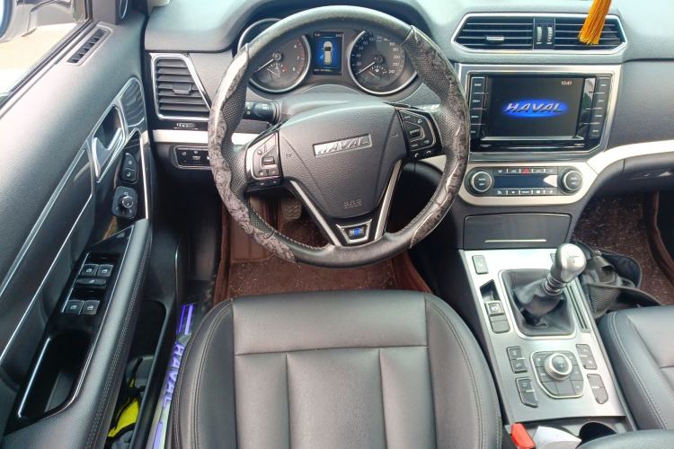 Used Haval H6 Coupe 2015 Blue Label 2.0T Manual Two-Wheel-Drive Elite Model
