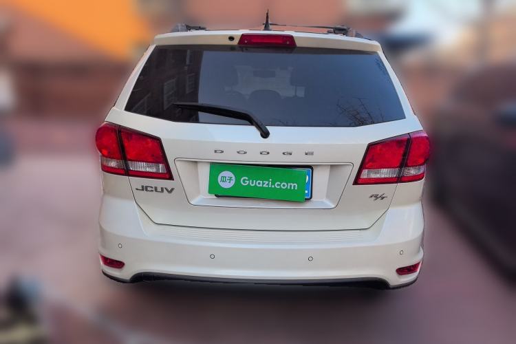 Used Dodge Journey 2013 2.4L Two-Wheel Drive Luxury Version