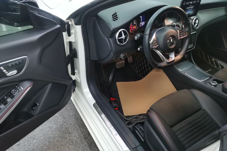 Used Mercedes-Benz CLA 2017 CLA 220 4MATIC
