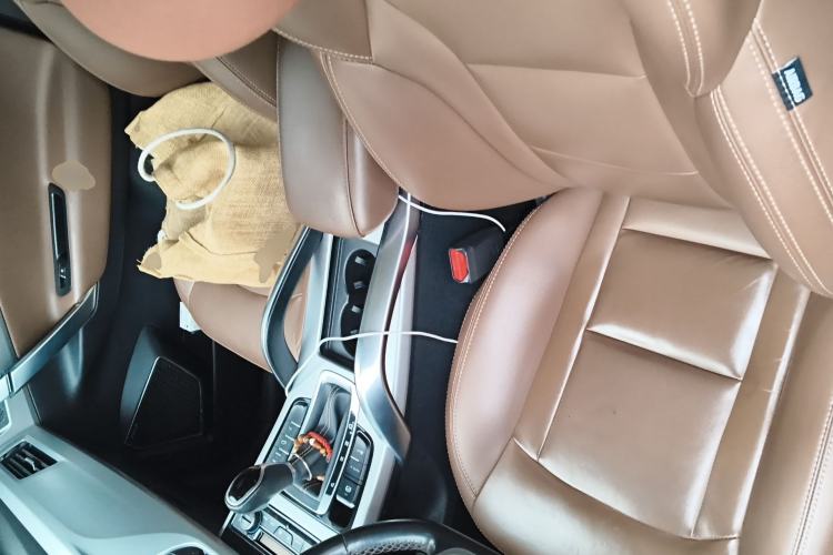 Used Geely Auto Emgrand X7 Sport 2016 1.8TD Automatic ZhiZun Version Left Front Seat