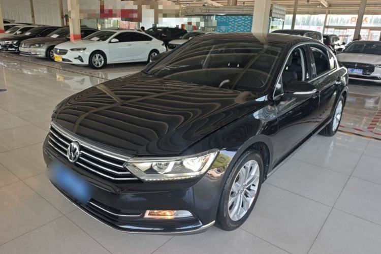 Used Volkswagen Magotan 2018 Facelift 330TSI DSG Luxury Model